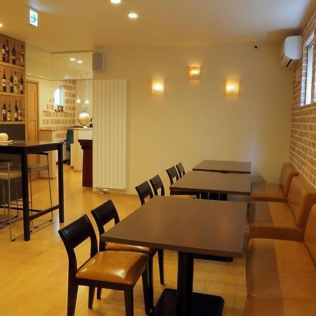 Ocho Guest House Sapporo Exteriör bild